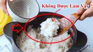 Trong bữa ăn tuyệt đối đừng phạm phải nếu không muốn gặp xui xẻo, đặc biệt điều thứ 5